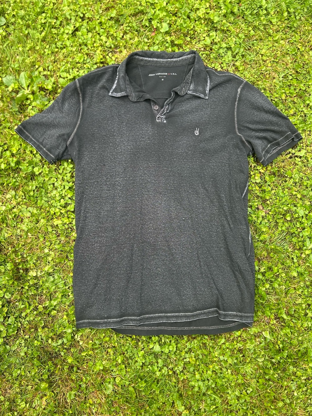 John Varvatos USA Peace Sign Embroidered faded, charcoal, gray Polo Shirt Sz M